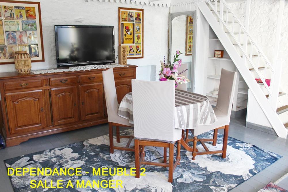 Bed and Breakfast Chez Martine et Bernard à Saint-Vincent-Sterlanges Extérieur photo